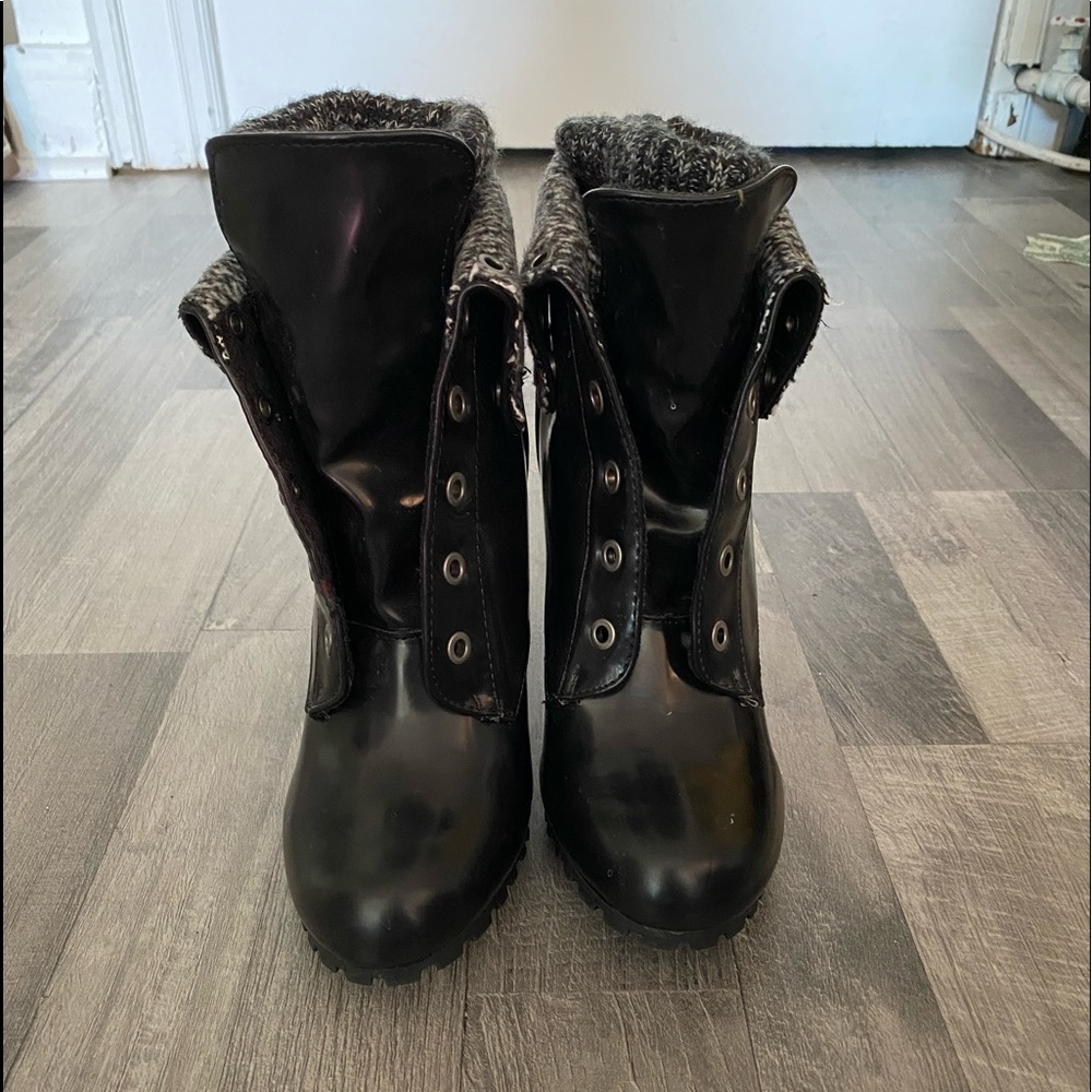 7.5 Black L Boots Heel